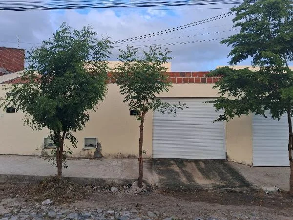 Casa - 2 Quartos - Horizonte - Ocupado — foto 2