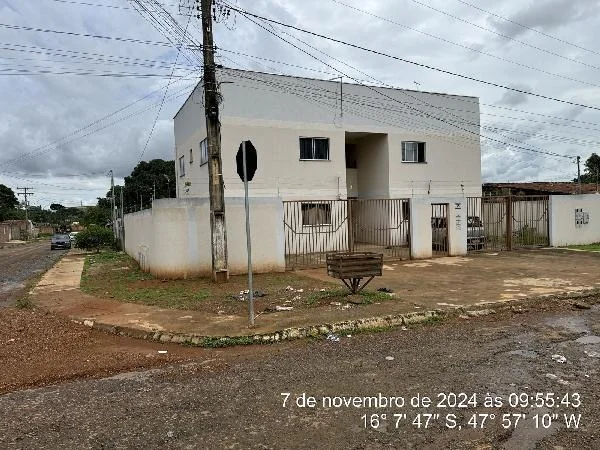 Apartamento - 2 Quartos - Luziania - Desocupado — foto 2