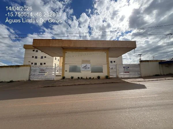 Apartamento - 2 Quartos - Aguas Lindas de Goias - Ocupado — foto 2