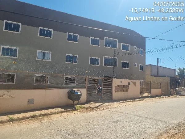 Apartamento - 2 Quartos - Aguas Lindas de Goias - Ocupado — foto 2