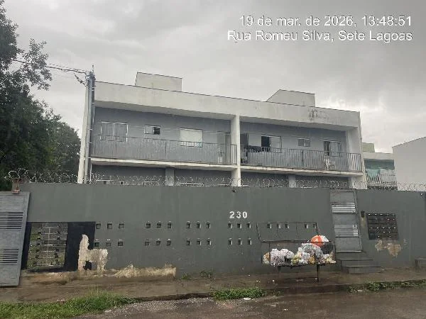 Apartamento - 2 Quartos - Sete Lagoas - Ocupado — foto 2