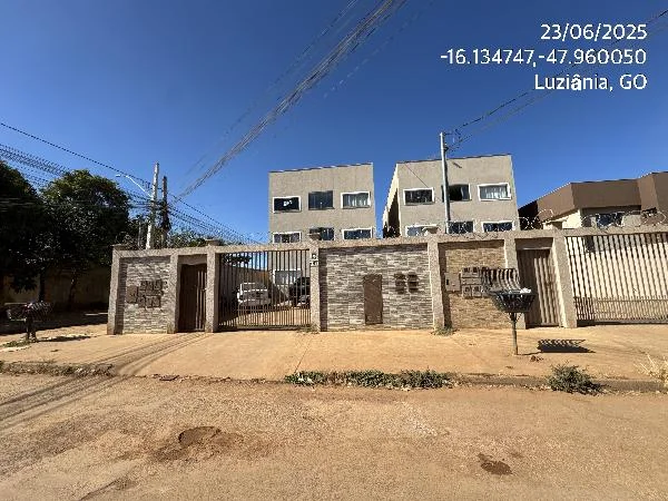 Apartamento - 2 Quartos - Luziania - Ocupado — foto 2