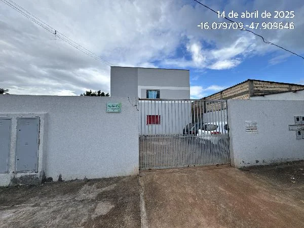 Apartamento - 2 Quartos - Cidade Ocidental - Ocupado — foto 2