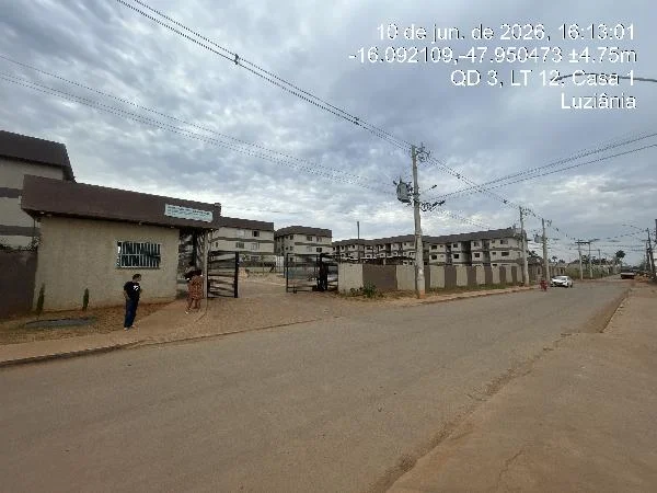 Apartamento - 2 Quartos - Cidade Ocidental - Ocupado — foto 2