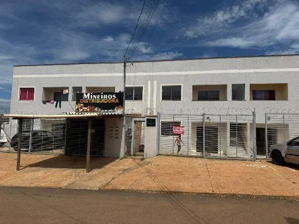 Apartamento - 2 Quartos - Cidade Ocidental - Ocupado — foto 2