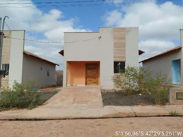 Casa - 2 Quartos - Altos - Ocupado — foto 2