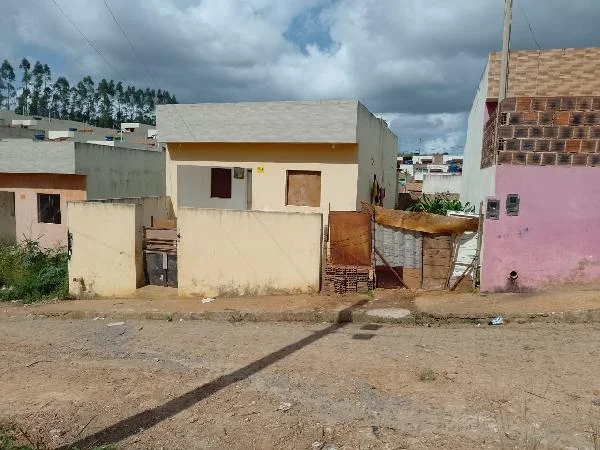 Casa - 2 Quartos - Cha de Alegria - Ocupado — foto 2