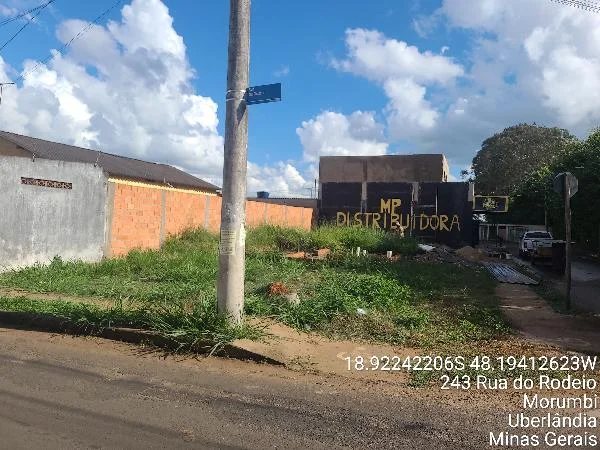 Terreno - Uberlandia - Ocupado — foto 2