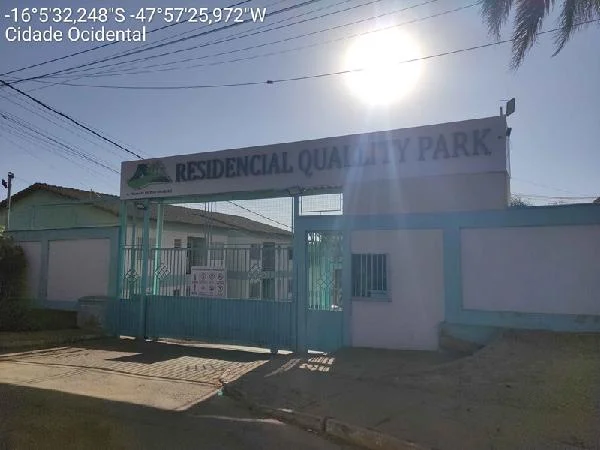 Apartamento - 2 Quartos - Cidade Ocidental - Ocupado — foto 2