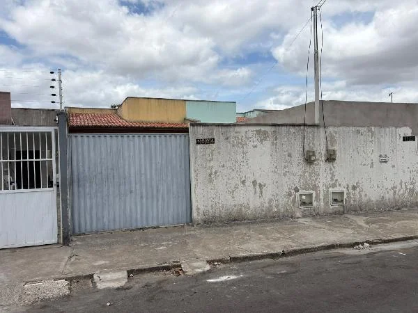 Casa - 2 Quartos - Horizonte - Ocupado — foto 2