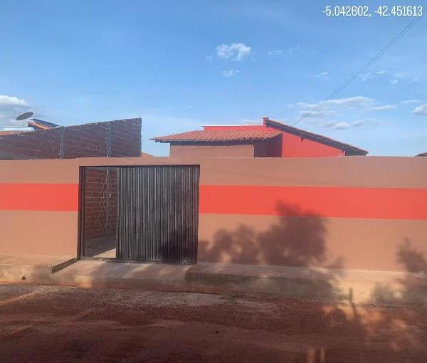 Casa - 2 Quartos - Altos - Ocupado — foto 2