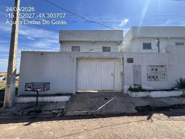 Apartamento - 2 Quartos - Aguas Lindas de Goias - Ocupado — foto 2