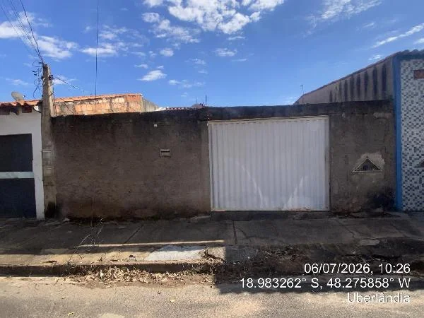 Casa - 2 Quartos - Uberlandia - Ocupado — foto 2