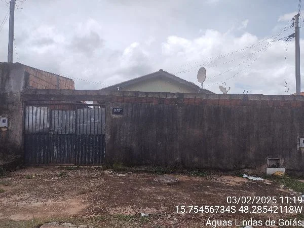 Casa - 2 Quartos - Aguas Lindas de Goias - Ocupado — foto 2