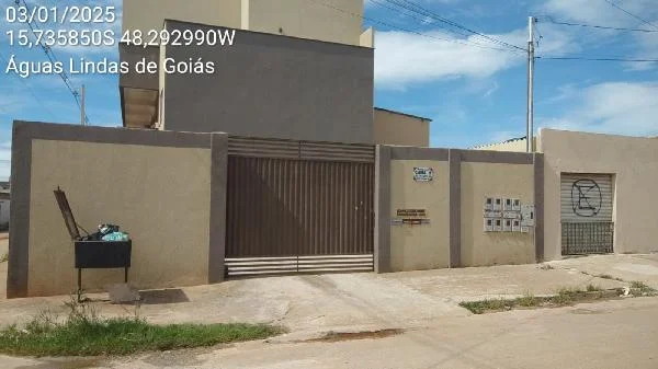 Apartamento - 3 Quartos - Aguas Lindas de Goias - Ocupado — foto 2