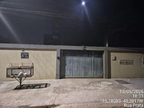 Apartamento - 2 Quartos - Aguas Lindas de Goias - Ocupado — foto 2