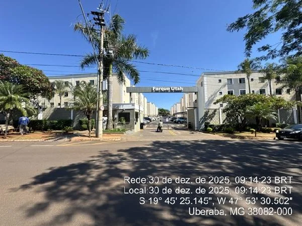 Apartamento - 2 Quartos - Uberaba - Ocupado — foto 2