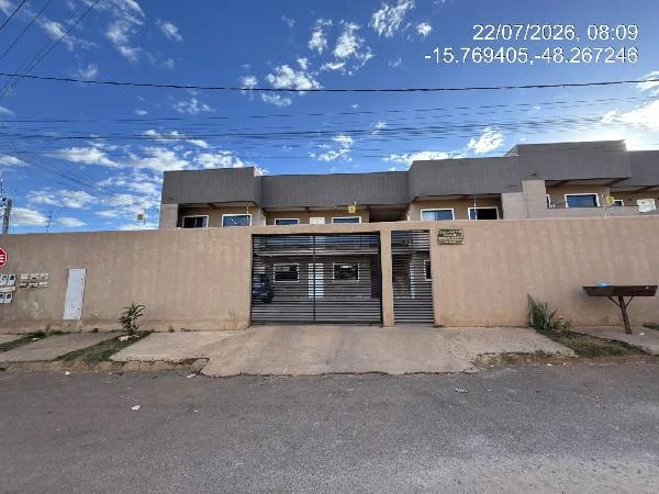 Apartamento - 2 Quartos - Aguas Lindas de Goias - Ocupado — foto 2