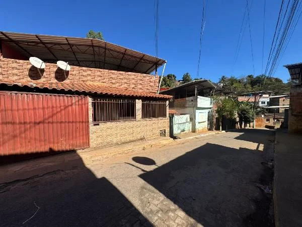 Casa - 2 Quartos - Visconde do Rio Branco - Ocupado — foto 2