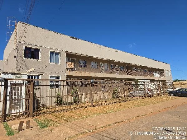 Apartamento - 2 Quartos - Cidade Ocidental - Ocupado — foto 2