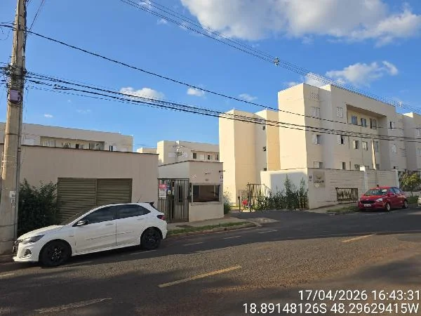 Apartamento - 2 Quartos - Uberlandia - Ocupado — foto 2