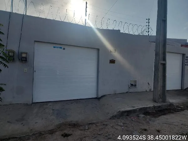 Casa - 4 Quartos - Horizonte - Ocupado — foto 2