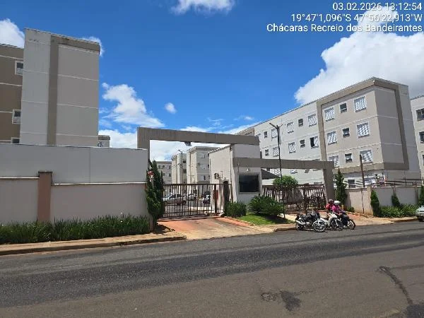 Apartamento - 2 Quartos - Uberaba - Desocupado — foto 2