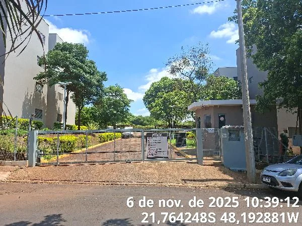 Apartamento - 2 Quartos - Araraquara - Ocupado — foto 2