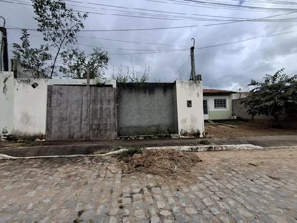Casa - 2 Quartos - Belo Jardim - Ocupado — foto 2