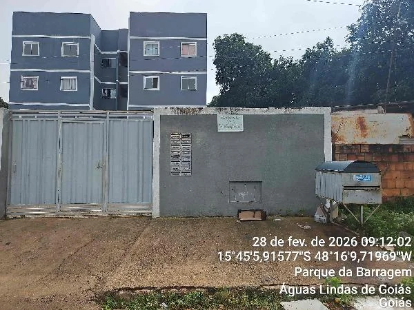 Apartamento - 2 Quartos - Aguas Lindas de Goias - Ocupado — foto 2