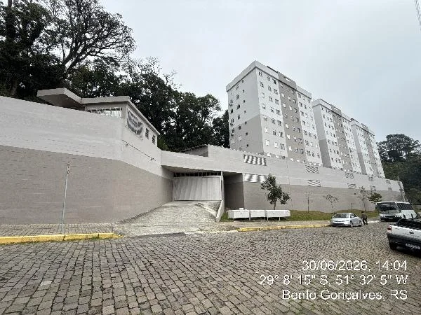 Apartamento - 2 Quartos - Bento Goncalves - Ocupado — foto 2