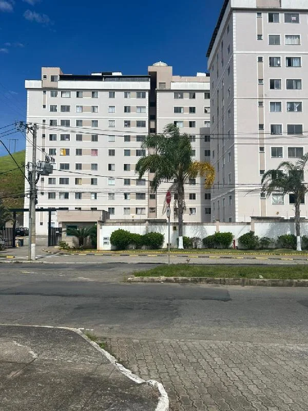 Apartamento - 2 Quartos - Juiz de Fora - Desocupado — foto 2