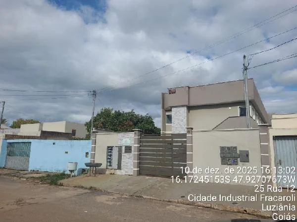 Apartamento - 2 Quartos - Luziania - Ocupado — foto 2