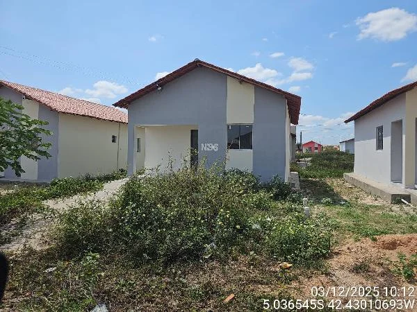 Casa - 2 Quartos - Altos - Desocupado — foto 2