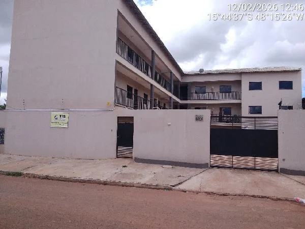 Apartamento - 2 Quartos - Aguas Lindas de Goias - Ocupado — foto 2