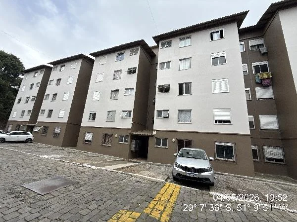 Apartamento - 2 Quartos - Caxias do Sul - Ocupado — foto 2