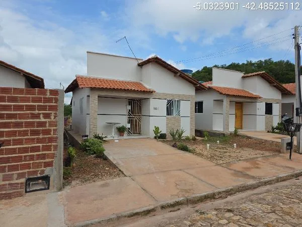 Casa - 2 Quartos - Altos - Desocupado — foto 2