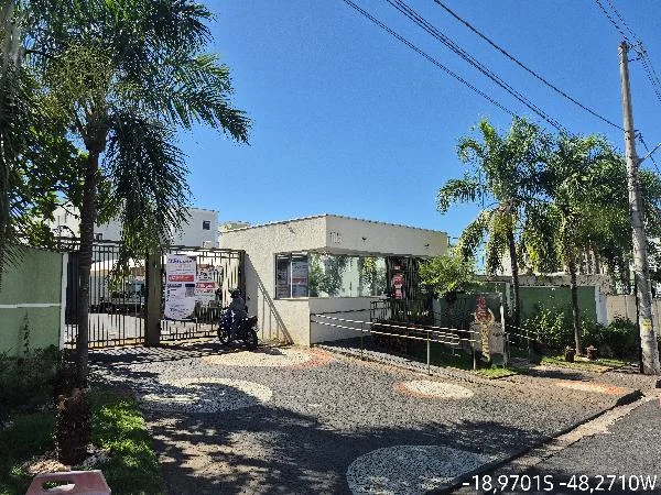 Apartamento - 2 Quartos - Uberlandia - Ocupado — foto 2