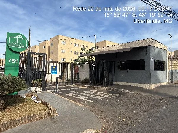 Apartamento - 2 Quartos - Uberlândia - Ocupado — foto 2