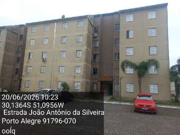 Apartamento - 2 Quartos - Porto Alegre - Ocupado — foto 2