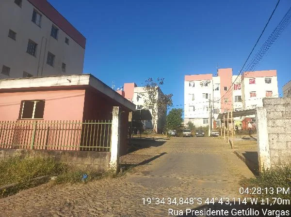 Apartamento - 2 Quartos - Matozinhos - Ocupado — foto 2