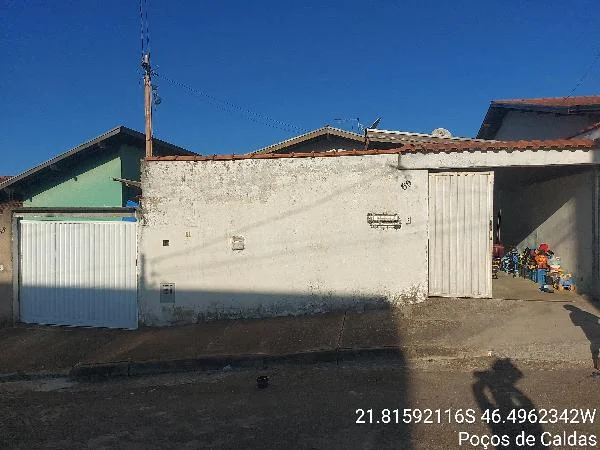 Casa - 2 Quartos - Poços de Caldas - Ocupado — foto 2