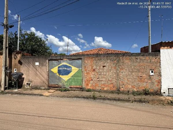 Casa - 2 Quartos - Aguas Lindas de Goias - Ocupado — foto 2