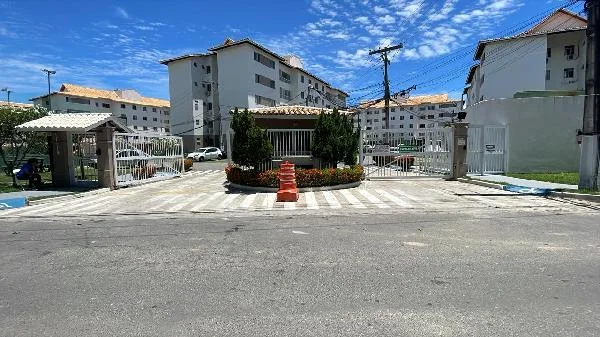 Apartamento - 2 Quartos - Camacari - Ocupado — foto 2