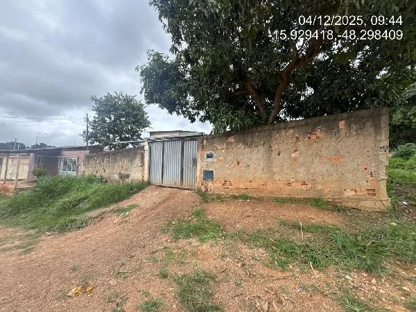 Casa - 2 Quartos - Santo Antonio do Descoberto - Ocupado — foto 2