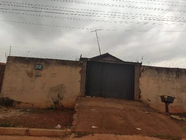 Casa - Águas Lindas de Goiás — foto 2