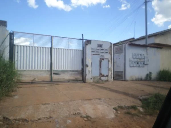 Casa - 2 Quartos - Luziania - Ocupado — foto 2