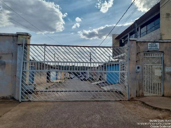 Casa - 2 Quartos - Cidade Ocidental - Ocupado — foto 2