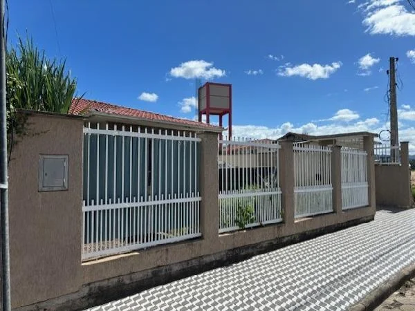 Casa - 3 Quartos - Tubarao - Ocupado — foto 2