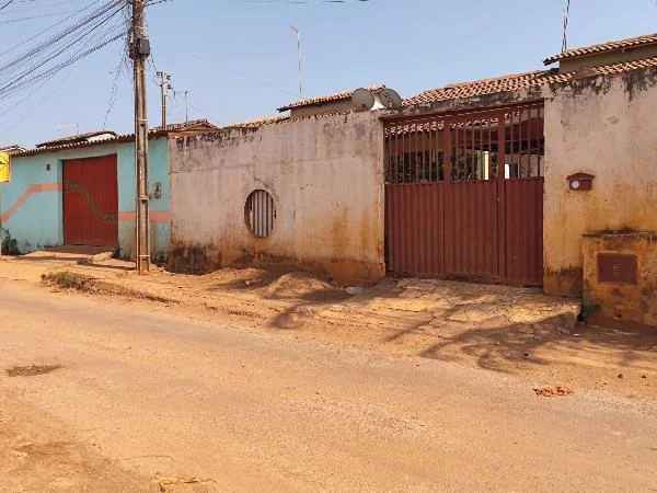 Casa - 2 Quartos - Padre Bernardo - Ocupado — foto 2